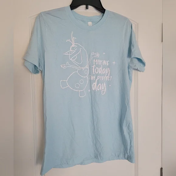 Set of 10 Disney Parks Walt Disney World Graphic Tees Size Medium - Picture 9 of 12